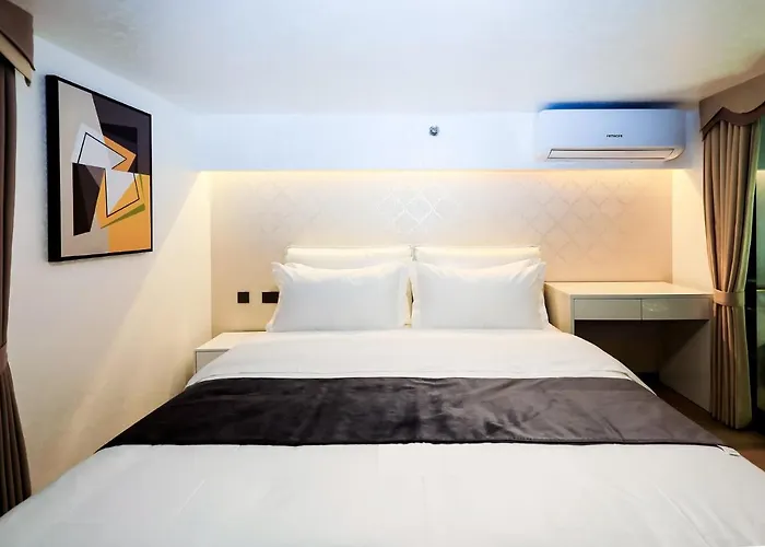 Shenzhen Fashion Loft Apartment
